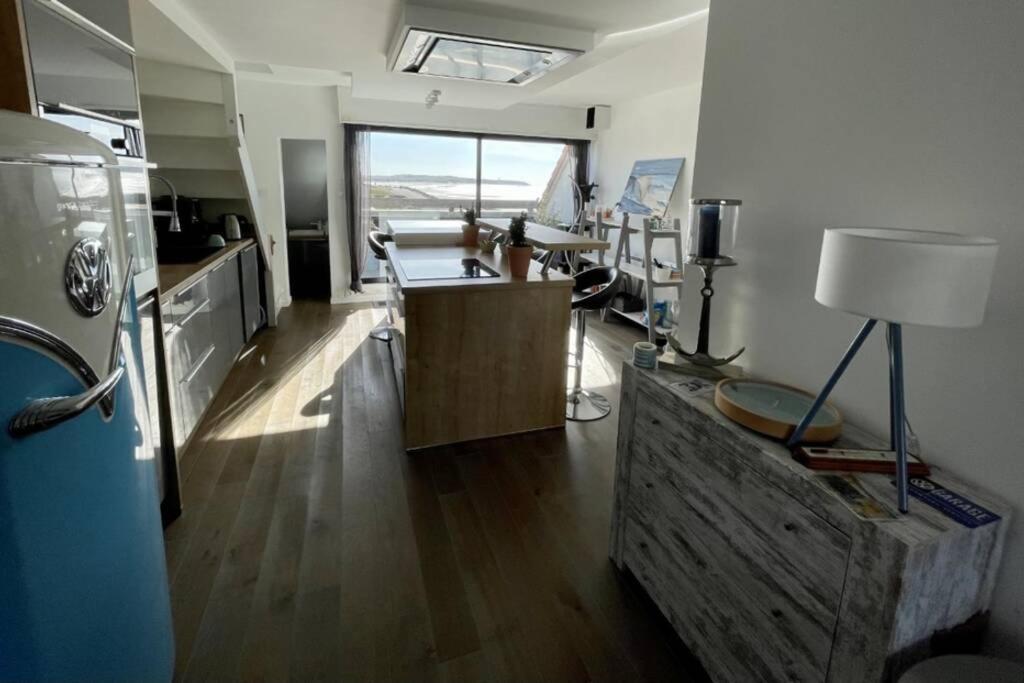 Duplex Avec Jacuzzi Vue Imprenable Sur La Baie De Wissant Apartman Kültér fotó